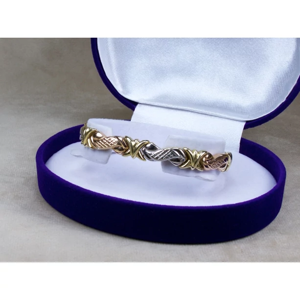 Felújított tricolor arany vésett karlánc Felújított tricolor arany vésett karlánc