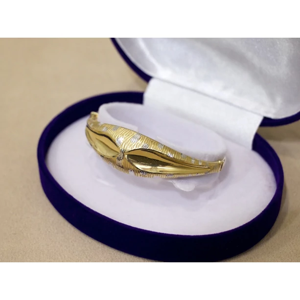 Felújított arany bicolor vésett reif Felújított arany bicolor vésett reif