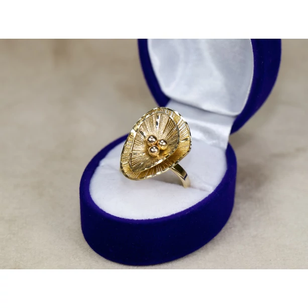 Felújított áttört mintás hullámos sárga arany gyűrű Felújított áttört mintás hullámos sárga arany gyűrű