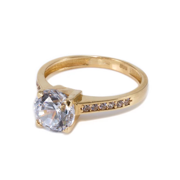 Köves eljegyzési arany gyűrű  Köves eljegyzési arany gyűrű