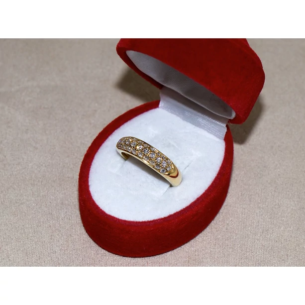 Felújított arany gyémánt köves gyűrű Felújított arany gyémánt köves gyűrű