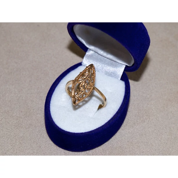 Felújított arany áttört indás gyűrű Felújított arany áttört indás gyűrű