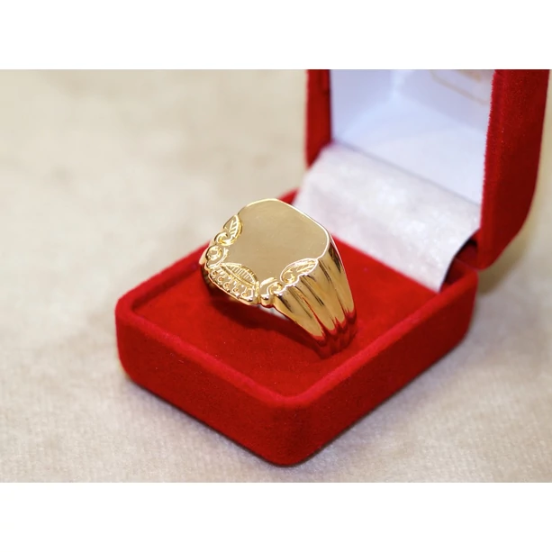 Felújított arany pecsét gyűrű Felújított arany pecsét gyűrű