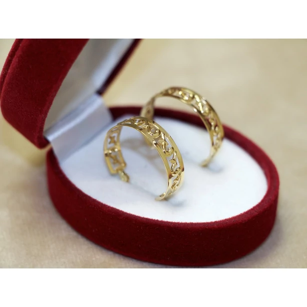 Felújított arany áttört karika fülbevaló Felújított arany áttört karika fülbevaló