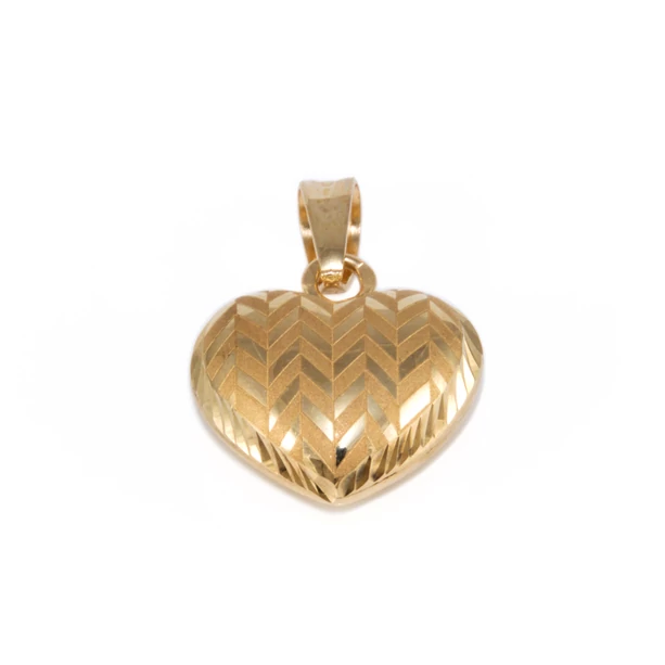 Matt és fényes arany szív medál Matt és fényes arany szív medál