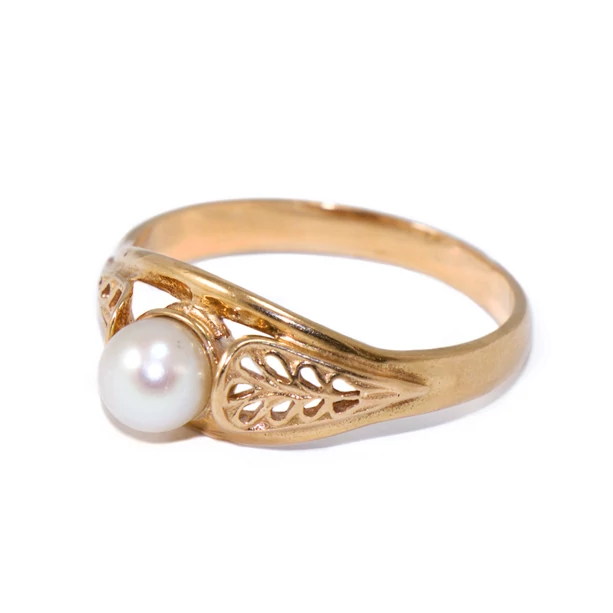 Áttört gyöngyös arany gyűrű Áttört gyöngyös arany gyűrű