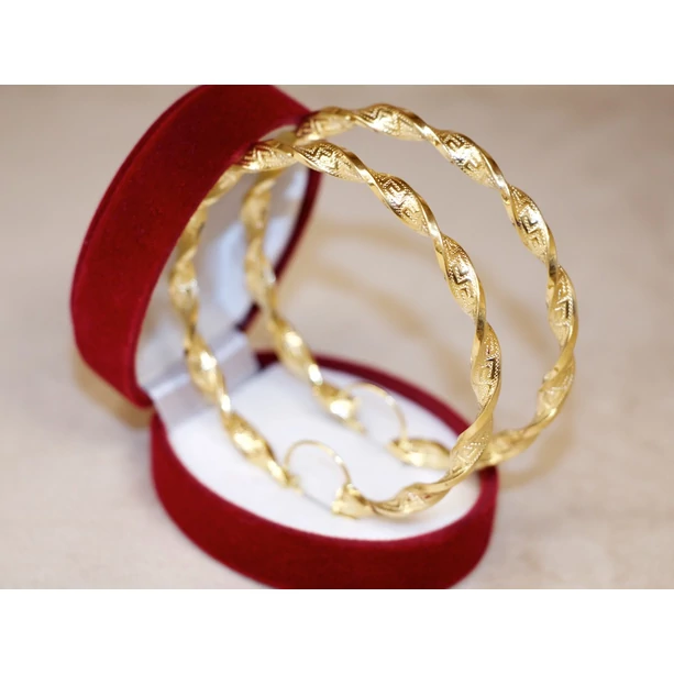 Felújított arany lcsavart karika fülbevaló Felújított arany lcsavart karika fülbevaló