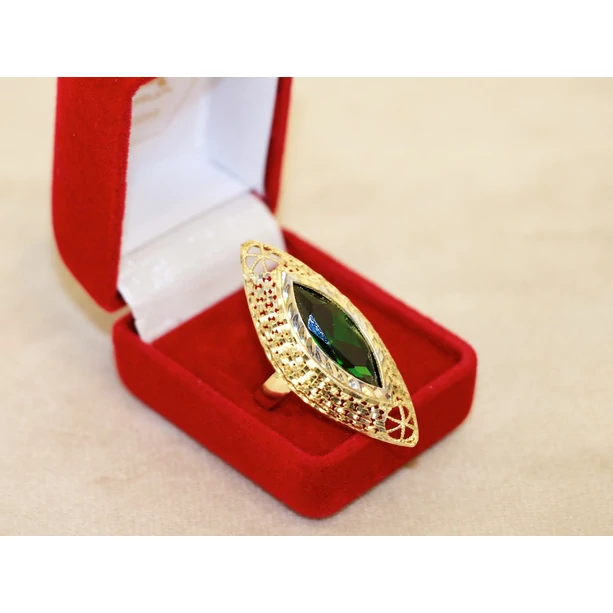 Új arany zöld köves koktél gyűrű Új arany zöld köves koktél gyűrű