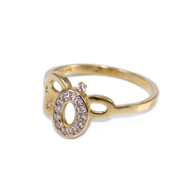 Köves ovális mintás arany gyűrű