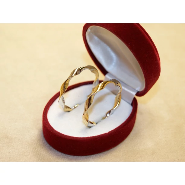 Új arany bicolor csavart karika fülbevaló Új arany bicolor csavart karika fülbevaló