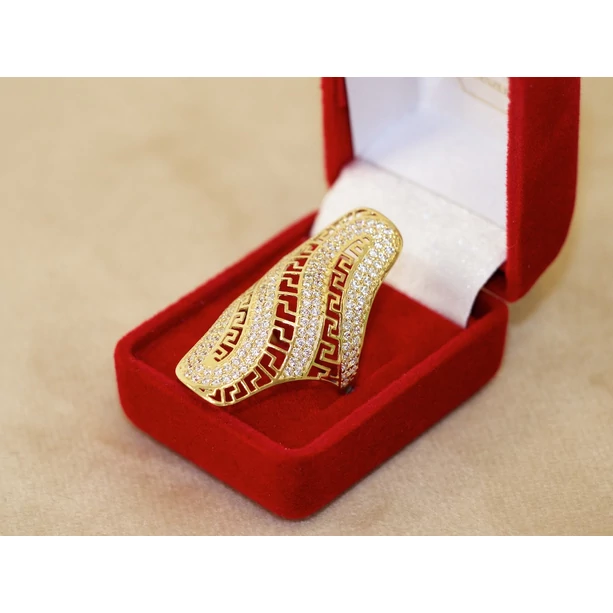 Felújított arany köves áttört koktél gyűrű Felújított arany köves áttört koktél gyűrű