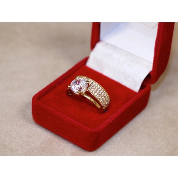 Felújított arany 4 kősoros szoliter gyűrű Felújított arany 4 kősoros szoliter gyűrű