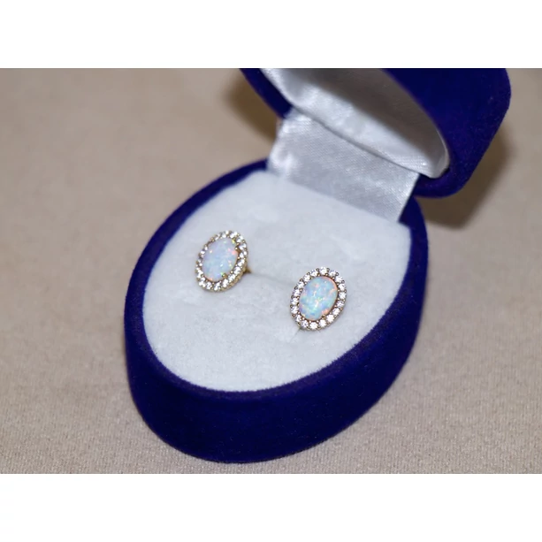 Felújított arany opál köves fülbevaló Felújított arany opál köves fülbevaló