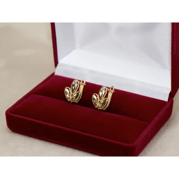 Új arany leveles fülbevaló Új arany leveles fülbevaló