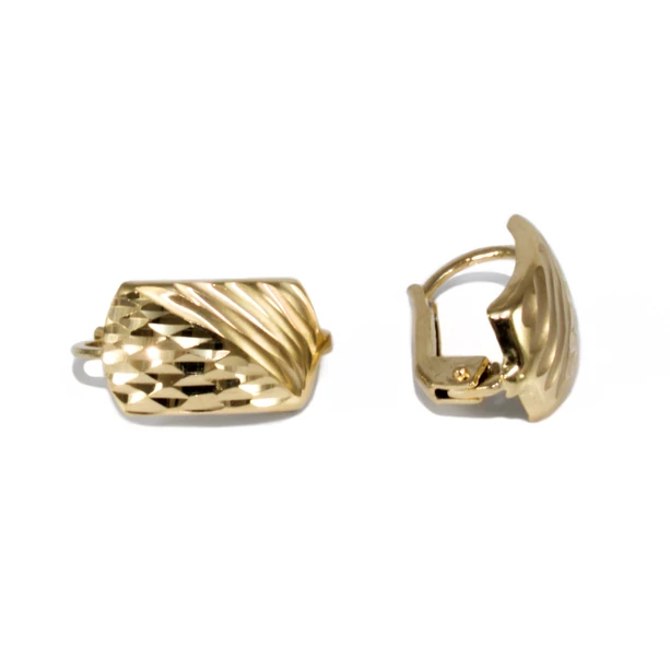 Vésett arany fülbevaló  Vésett arany fülbevaló