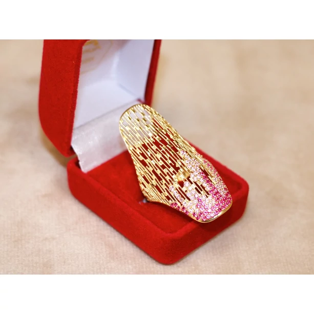 Új arany rózsaszín köves áttört koktél gyűrű Új arany rózsaszín köves áttört koktél gyűrű