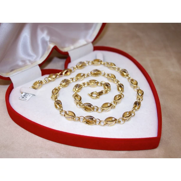 Felújított arany szilva szemes lánc Felújított arany szilva szemes lánc