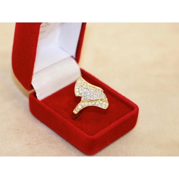 Felújított arany bicolor sok köves gyűrű Felújított arany bicolor sok köves gyűrű