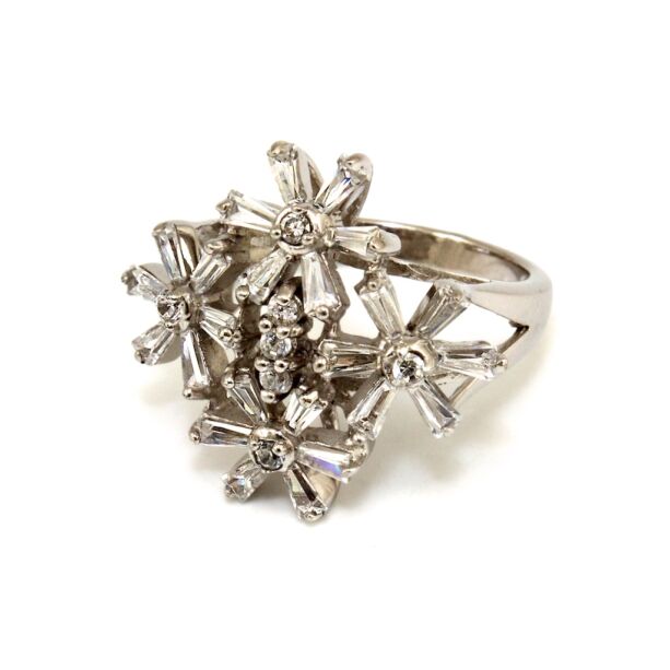 Köves virágos női ezüst gyűrű