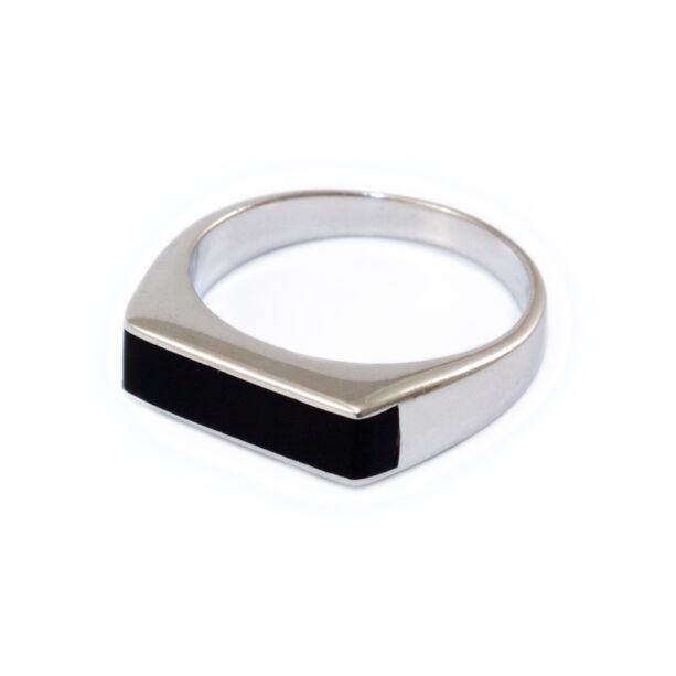 Fekete betétes ezüst pecsétgyűrű