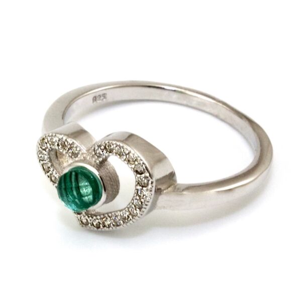 Zöld-fehér köves ezüst gyűrű