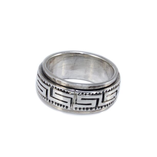 Antikolt mintás középen forgós ezüst karikagyűrű
