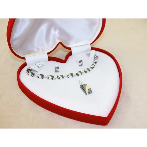 Új ezüst hematit köves karlánc Új ezüst hematit köves karlánc