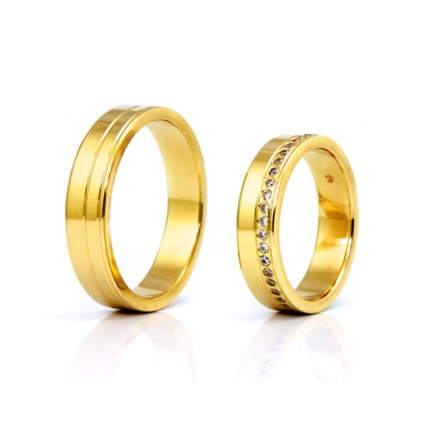 Köves női arany karikagyűrű